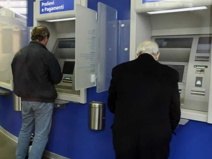 L'Italia è rimasta il Paese dei contanti: così l'86% dei pagamenti