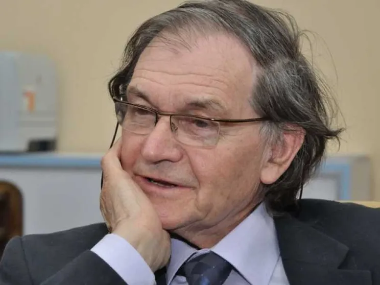 Roger Penrose: la vera intelligenza non può essere artificiale