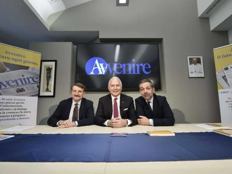 Avvenire, cinquant'anni «a schiena dritta»