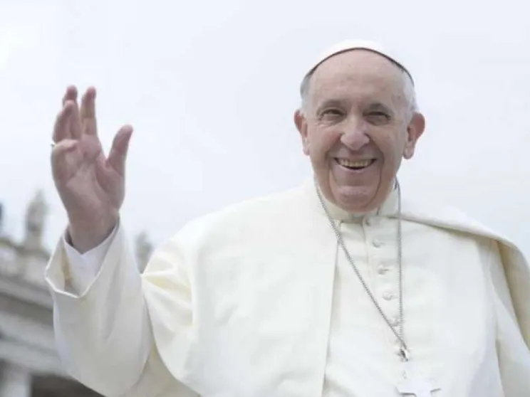 Papa: lo Spirito Santo dà forza per essere sale e luce