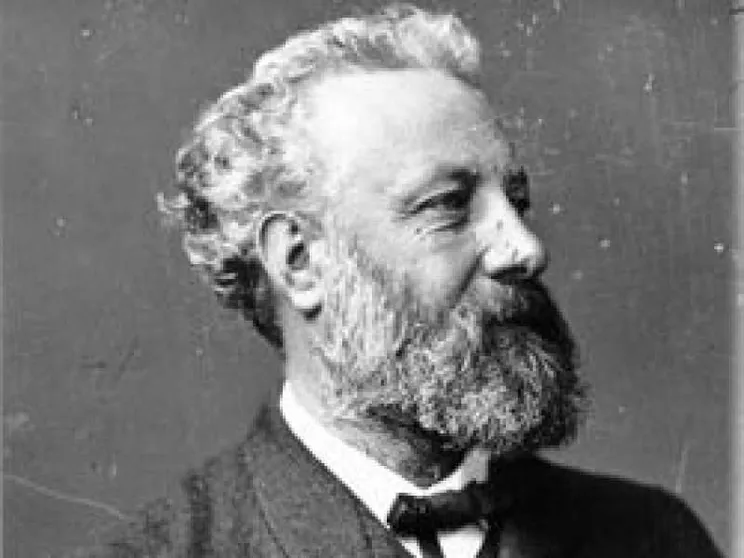 Jules Verne, l'accoglienza è il vanto di un popolo