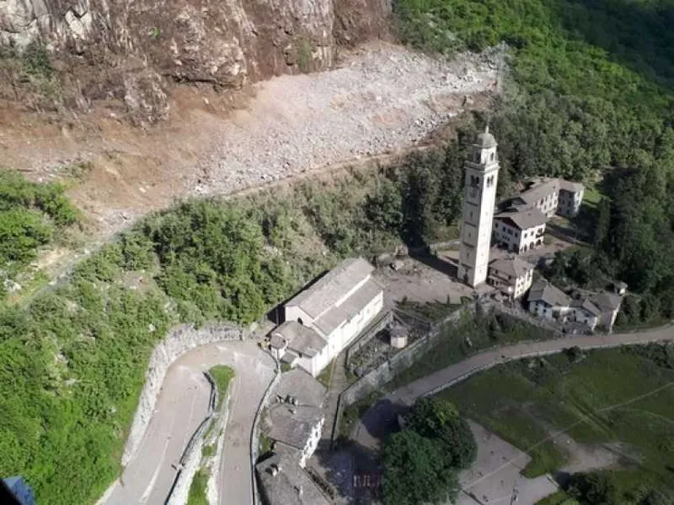 Il santuario scampato alla frana. La popolazione: «È stata la Provvidenza»