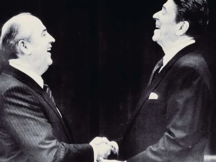 1985 - Al Cremlino arriva Gorbaciov. L'Urss pronta a voltare pagina