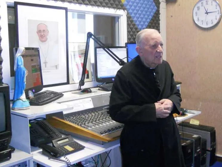 Don Galbiati, il «microfono di Maria», festeggia 65 anni di sacerdozio