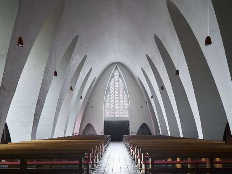Nell'architettura cristiana il sacro è sempre relazione