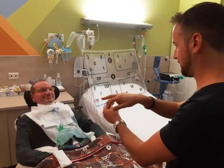 «Vi racconto la Sla. Non mi rassegno e vivo col sorriso»