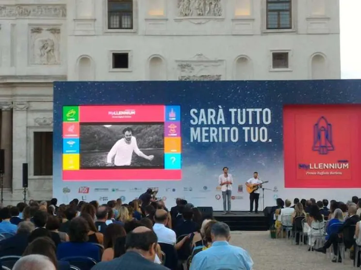 Consegnati i premi a 31 giovani