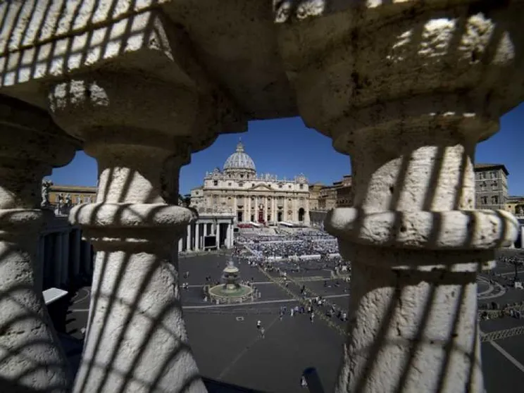 Papa Francesco nomina vescovi due parroci (giovani)