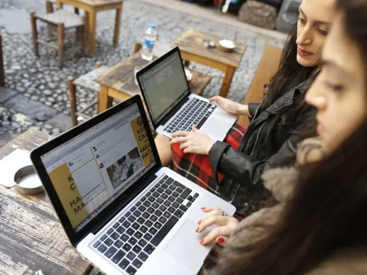 Abitare i social network non è mai un gioco da ragazzi