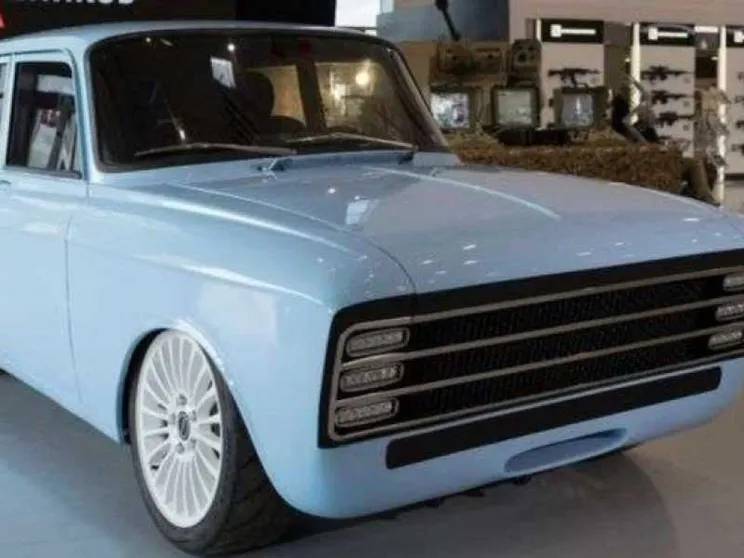 Un'automobile elettrica, l'ultimo colpo di Kalashnikov