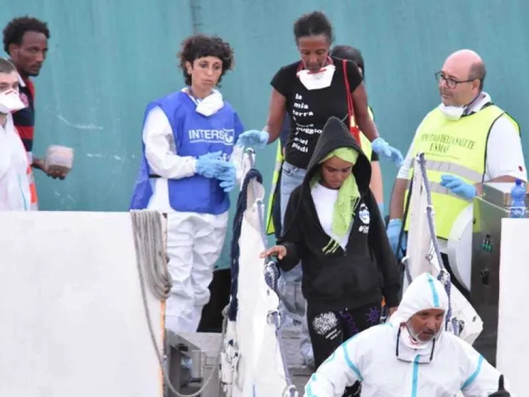 Accoglienza nelle diocesi, la Cei ospiterà 100 migranti della nave Diciotti