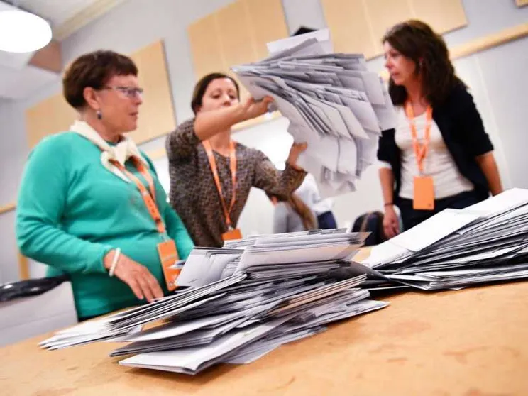 Svezia, cresce l'ultradestra xenofoba. Rebus governo