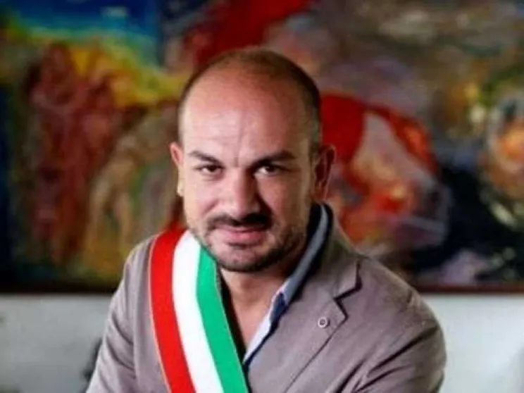 «Mi tolgono la scorta ma non mi arrendo. Resto a Mondragone»