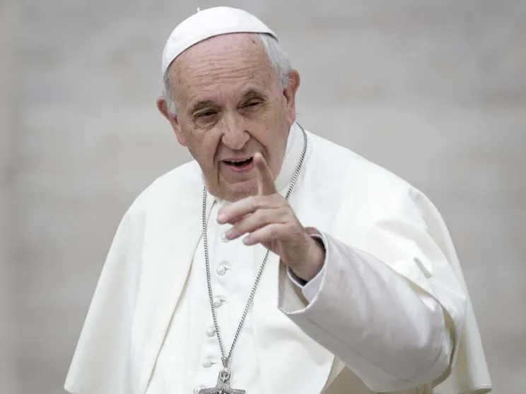 Il Papa: chi sfrutta i migranti ne risponderà a Dio