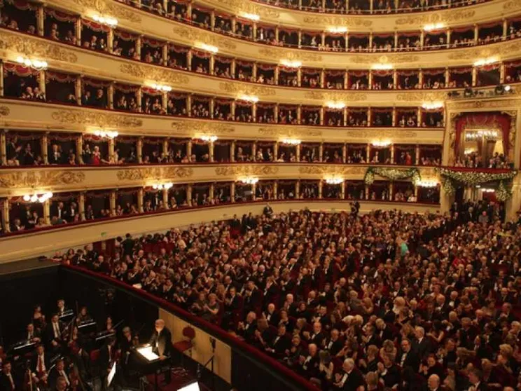 Scala risponde ai loggionisti: nostre scelte contro il bagarinaggio