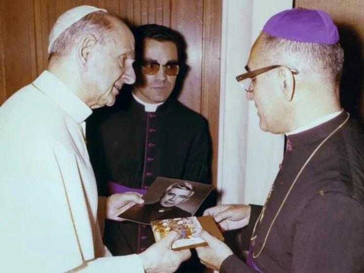 Montini, un faro per Romero