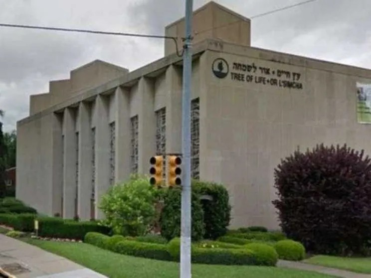 Assalto alla sinagoga: estremista antisemita uccide 11 persone a Pittsburgh