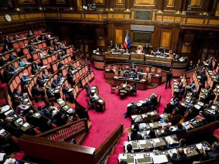 Via libera al decreto Sicurezza. Ora M5s e Lega trattano sulla prescrizione