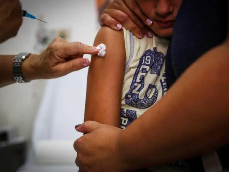 Se ti vaccini ti do l'«aiutino»