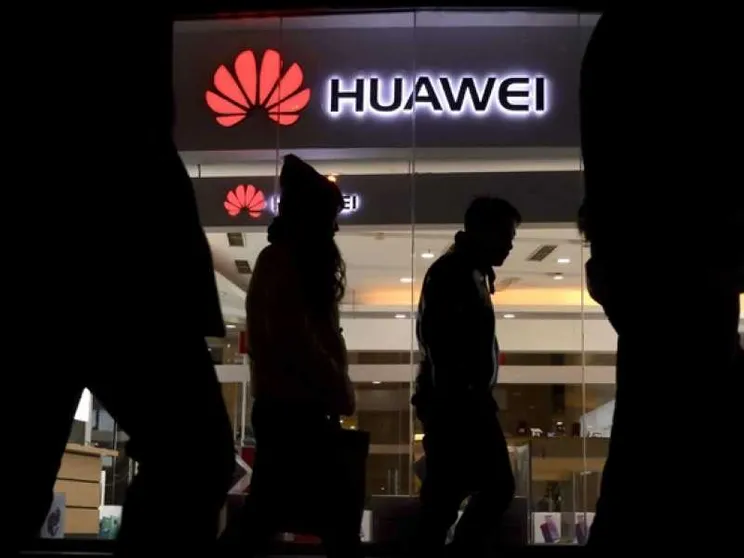 Huawei innesca la guerra digitale