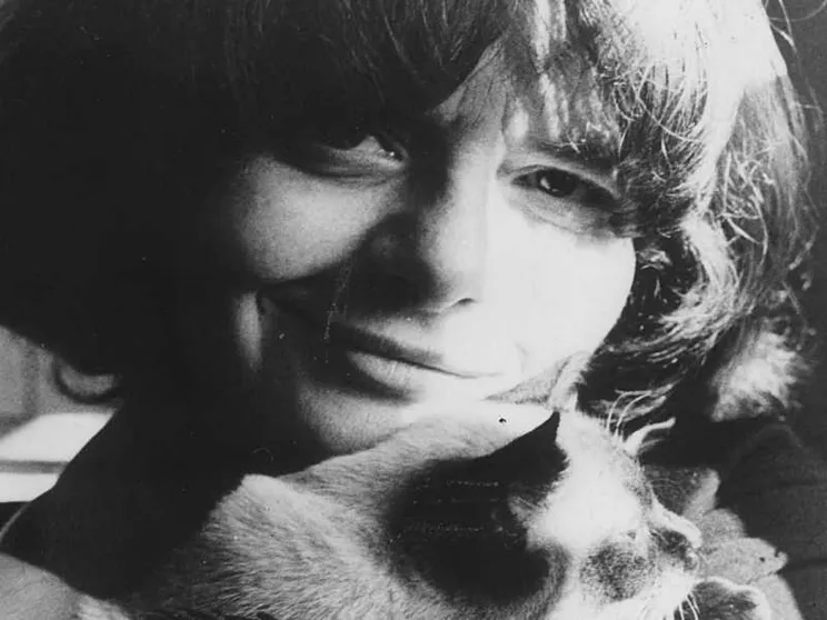 Gli storici della letteratura dimenticano le donne?