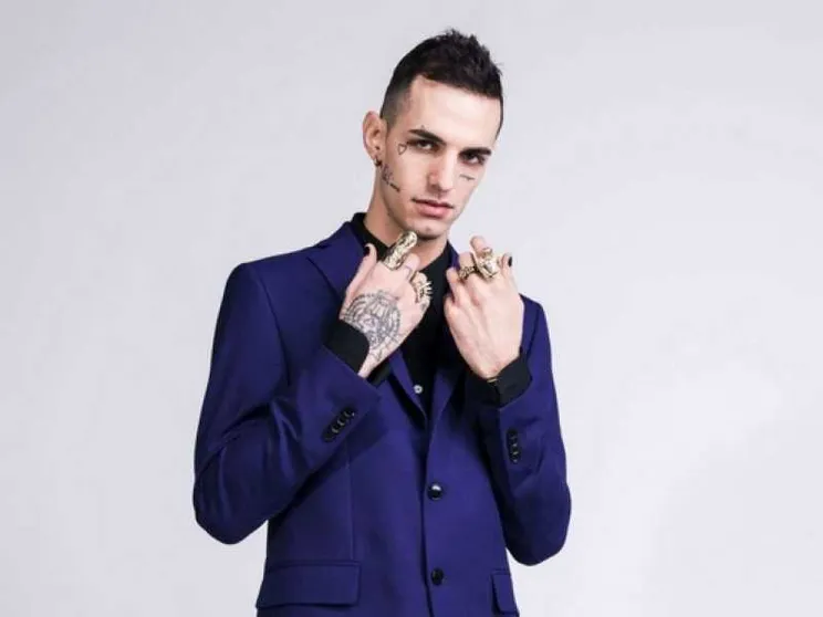 Ex Otago, Achille Lauro, Ultimo. La rivoluzione arriva dalle periferie
