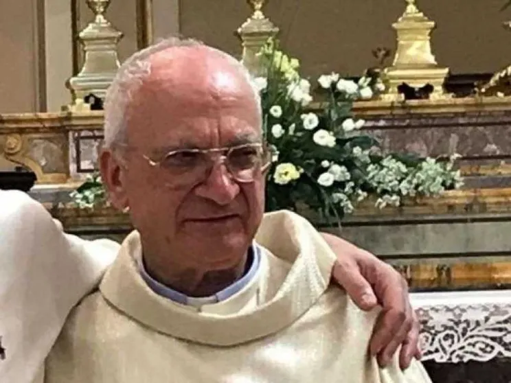 «Io, nonno diventato prete», storia di una vocazione