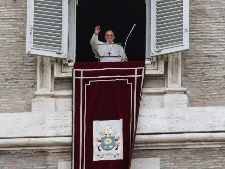 Il Papa: tutti condannino atti disumani in Sri Lanka