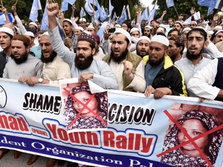 Asia Bibi, dall'accusa inesistente all'ultima assoluzione