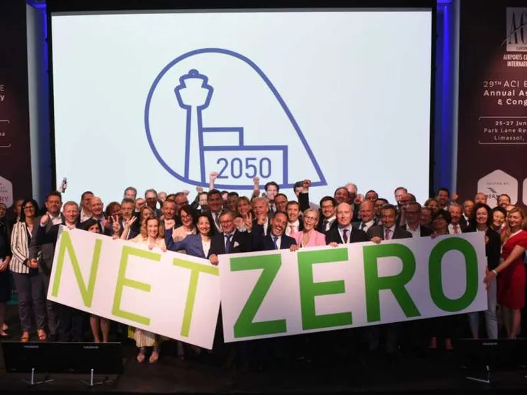 Aeroporti europei: accordo per zero emissioni entro il 2050