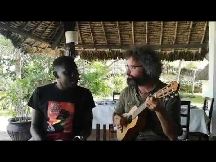 Cristicchi dal Kenya ad Assisi: «La cura è amare l'altro»