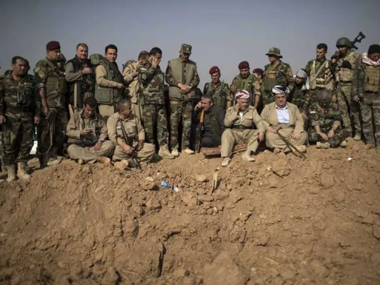 Trump "tradisce" i curdi, benestare all'operazione turca nel nord della Siria