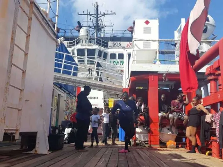 6 giorni nel limbo. Sulla Ocean Viking naviga il terrore di tornare in Libia