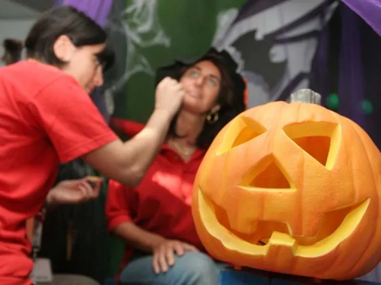 Ognissanti, Halloween e la festa della terra "Capo del tempo"