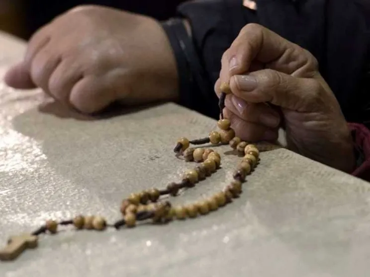 Don Patriciello: «Il Rosario mi ha cambiato la vita»
