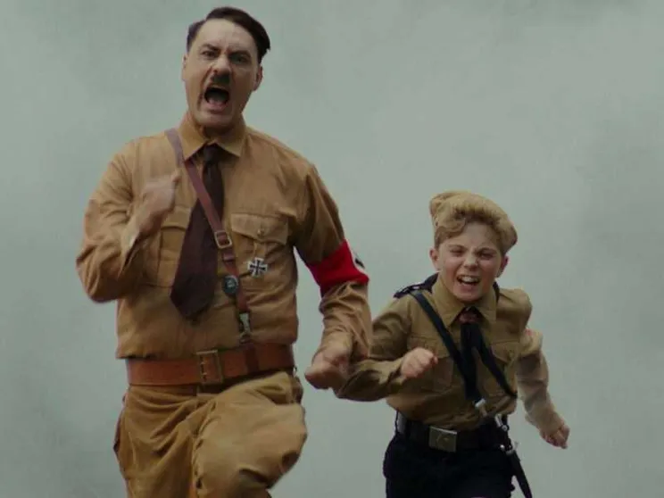 «Jojo Rabbit»: Hitler ridicolizzato da un bambino