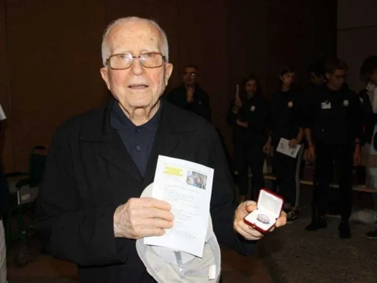 Paolo 50 anni da barelliere: «Mi mandò Padre Pio»