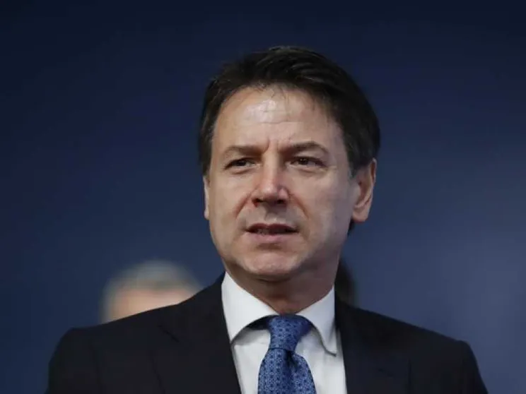 PopBari, Conte: non tuteleremo nessun banchiere. Di Maio attacca
