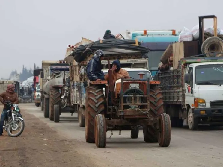La grande fuga da Idlib dei profughi dimenticati: 235mila in cerca di salvezza