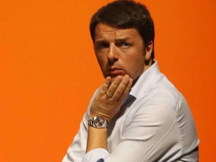 Renzi: «Stop a politica estera fatta per le foto. No all'utero in affitto»