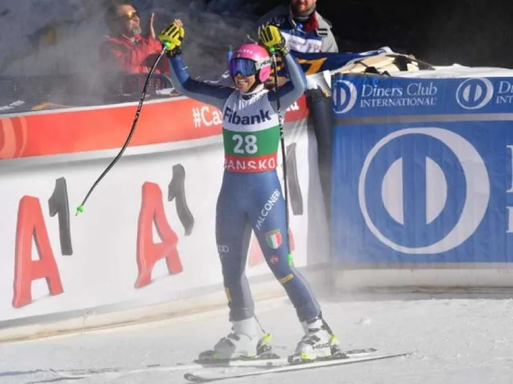Triplete all'italiana. Valanga rosa sul podio: Curtoni, Bassino e Brignone