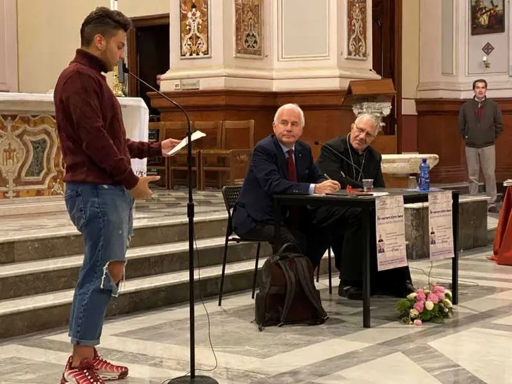 L'arcivescovo Accolla: l'informazione sia servizio e aiuti a pensare