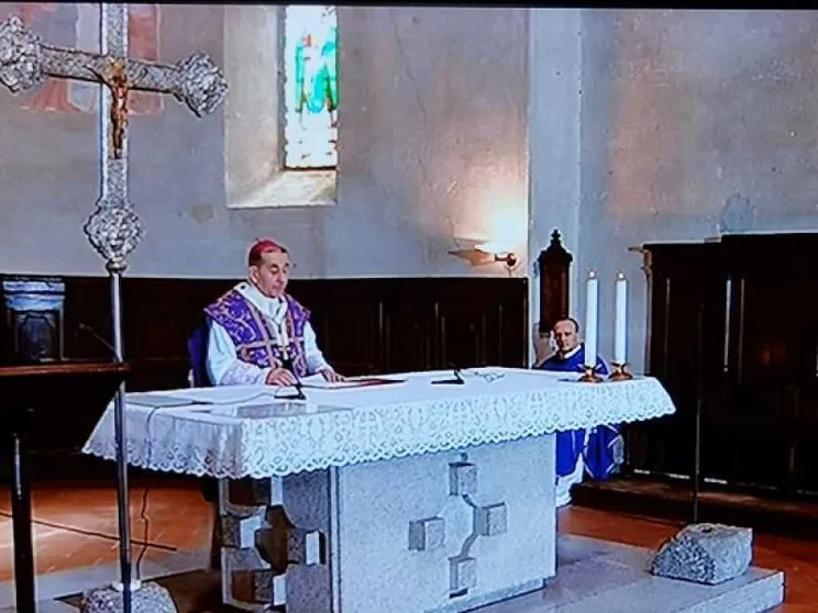 Gli orari delle Messe dei vescovi in diretta tv, web e radio domenica 15