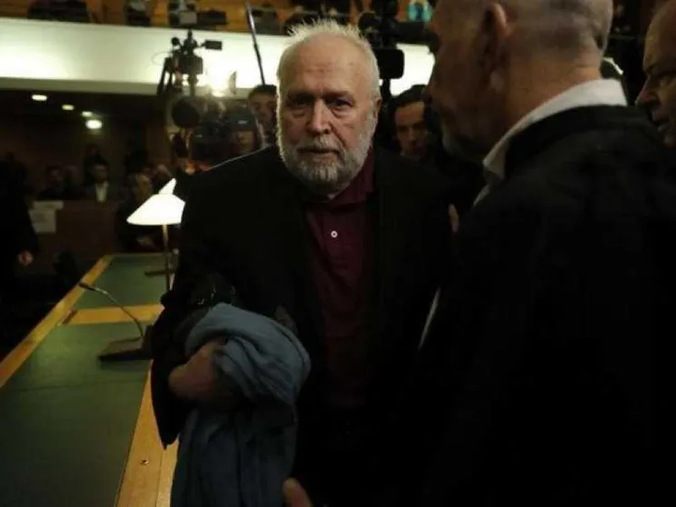 Pedofilia, condannato a cinque anni di carcere l’ex prete Preynat