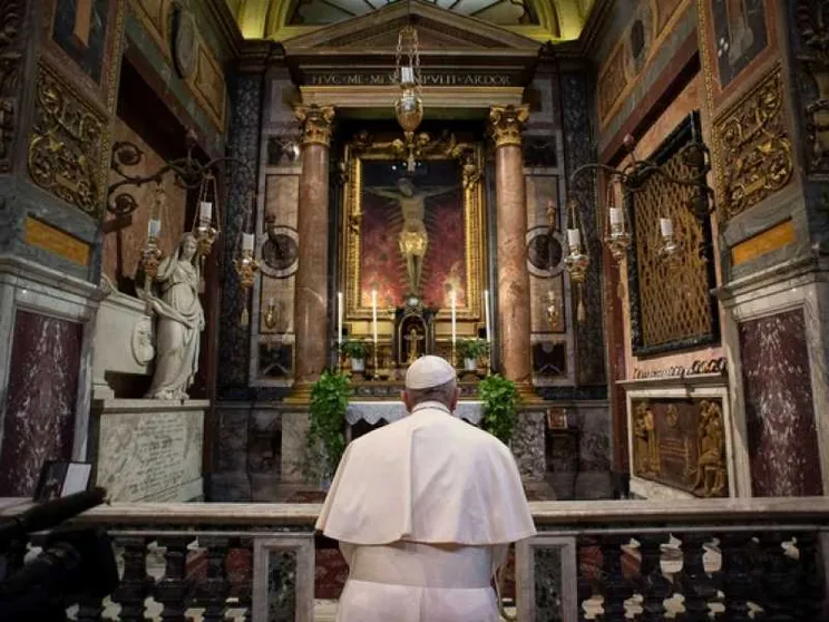 Il Papa: ho chiesto al Signore di fermare l’epidemia con la sua mano