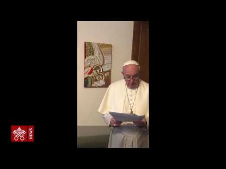 Il Rosario unisce gli italiani. Papa Francesco: liberaci dalla pandemia