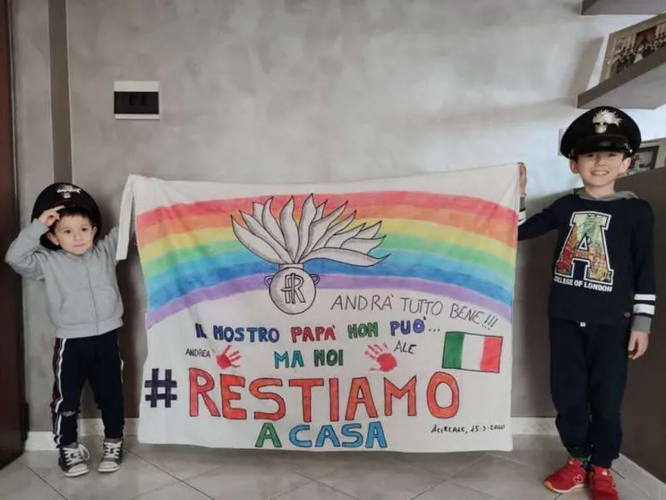 #andràtuttobene: le foto di chi vuole guardare avanti con speranza