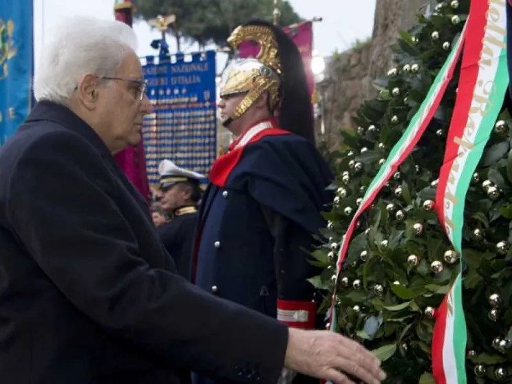 Mattarella: uniti come nel dopoguerra per la rinascita