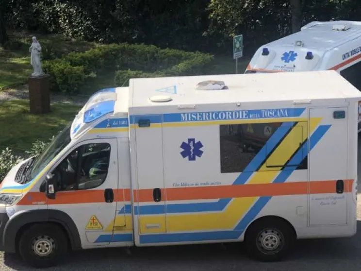 I 18 vescovi toscani comprano dotazioni sanitarie con un mese di stipendio