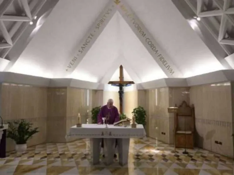 Il Papa prega per quanti non riescono a reagire, impauriti dalla pandemia